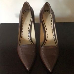 Beautiful dark brown pumps - 4.25 inch heel
